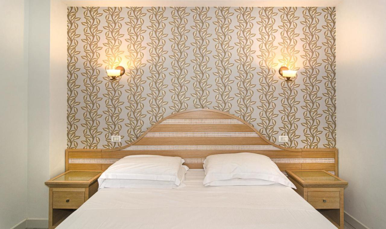 Hotel Nedy 마리나디마사 외부 사진