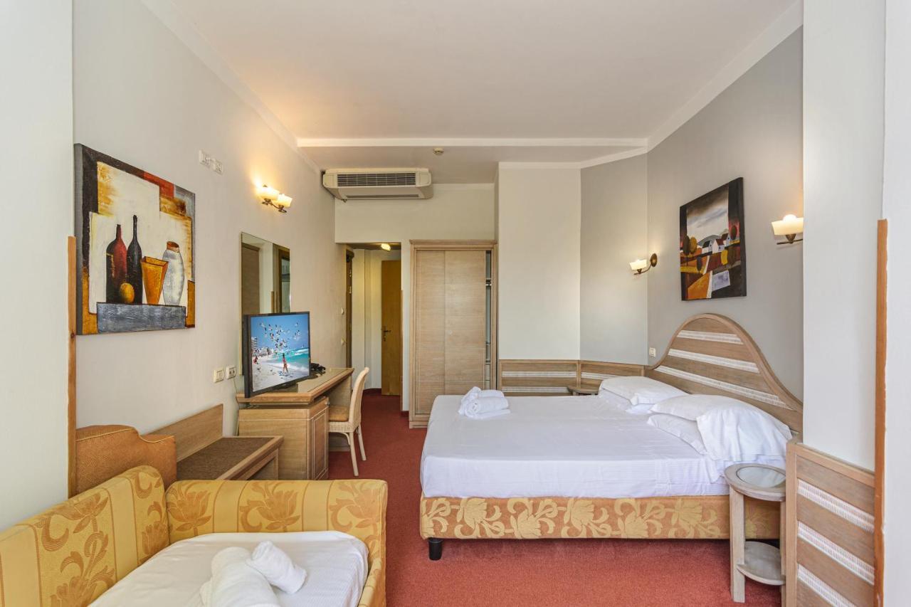 Hotel Nedy 마리나디마사 외부 사진